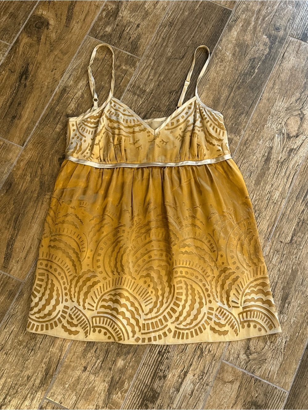 The Limited Gold Velvety Patterned Cami